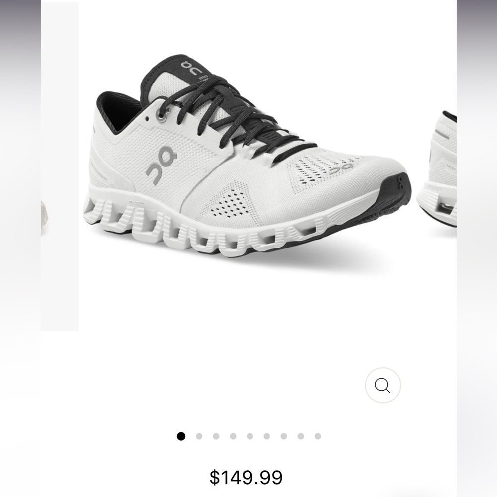 On clouds! Size 8.5 great condition!!